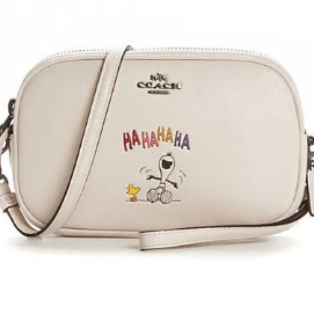 ISO! 🚨COACH X PEANUTS (SNOOPY CROSSBODY)